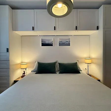 Au Coeur De *